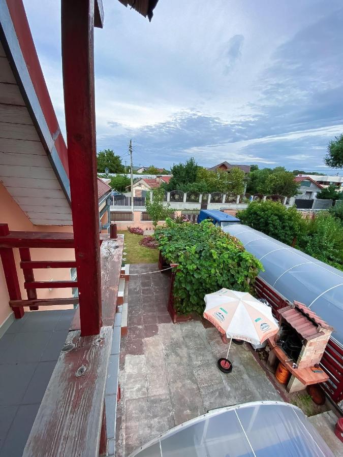 Cosy Bedroom For 2 With Balcony In A Family Villa Turnu Măgurele 외부 사진