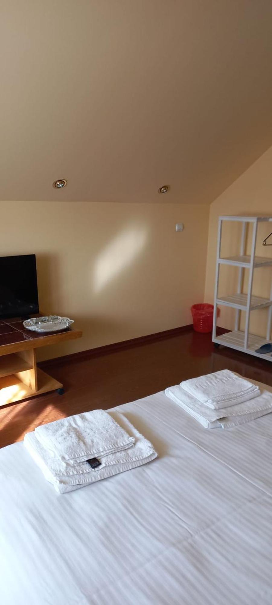 Cosy Bedroom For 2 With Balcony In A Family Villa Turnu Măgurele 외부 사진
