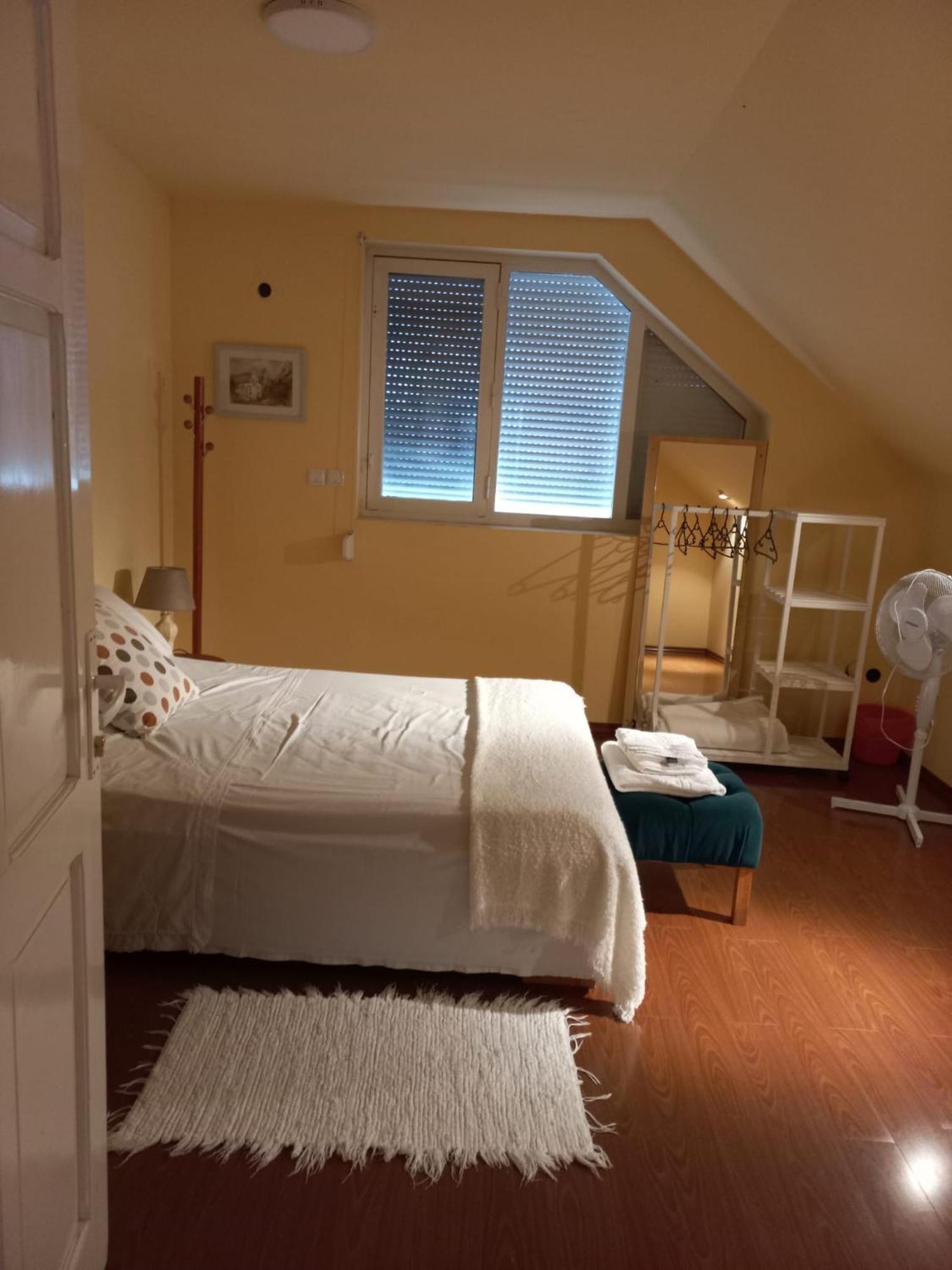 Cosy Bedroom For 2 With Balcony In A Family Villa Turnu Măgurele 외부 사진