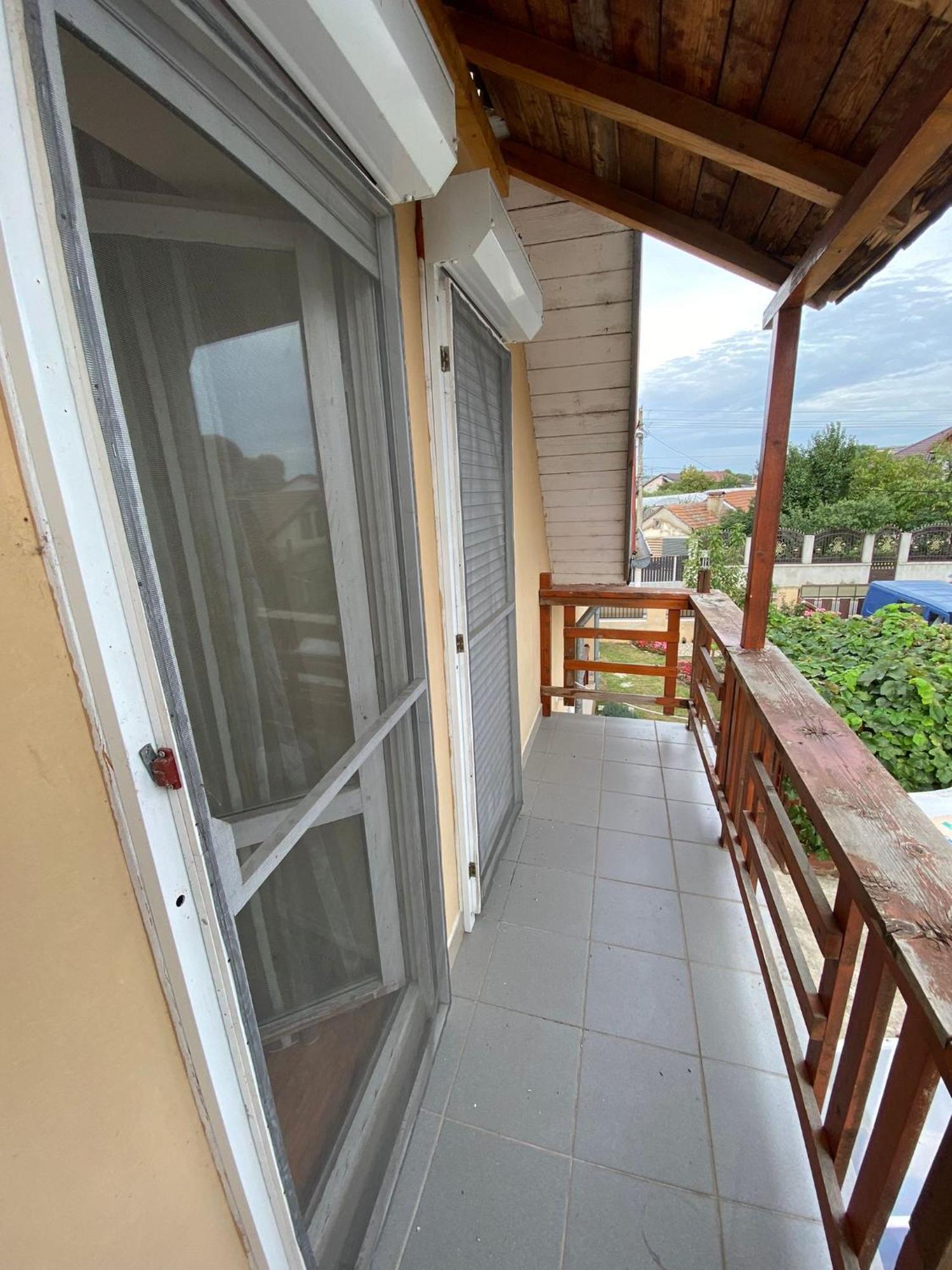 Cosy Bedroom For 2 With Balcony In A Family Villa Turnu Măgurele 외부 사진